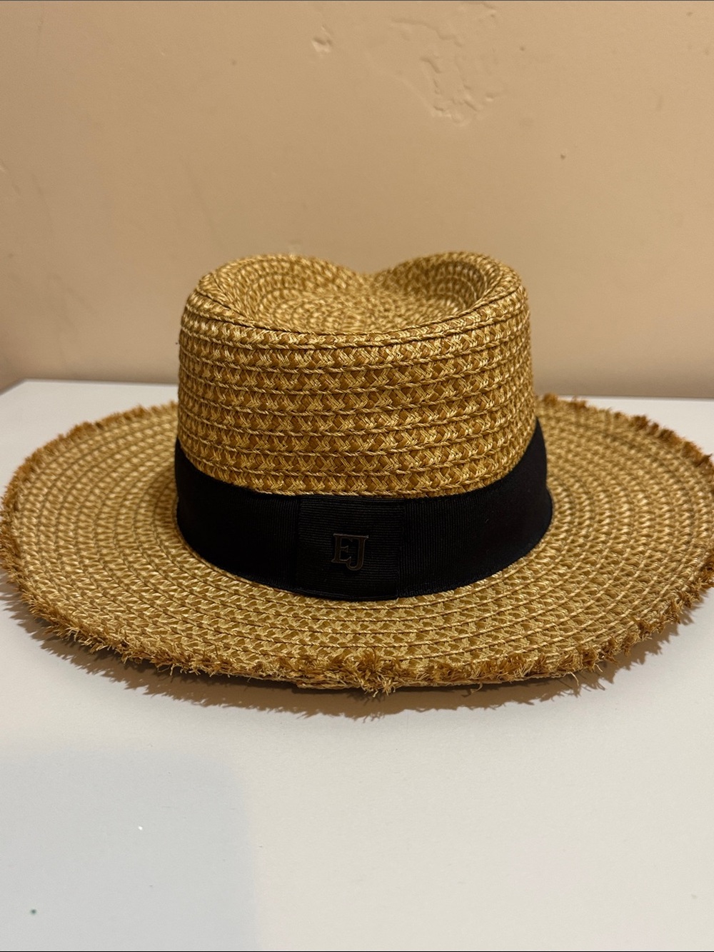 NEW✨NEW✨ Eric Javits Squishee Straw Fedora black ribbon/ subtle “EJ” Logo - Picture 8 of 16